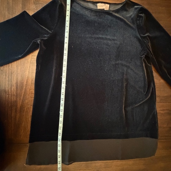 Easywear by Chicos Black Velvet Tunic with sheer hem, Size Large, (2) in Chico's - Picture 11 of 12
